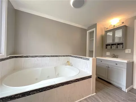 91 Hammerschmidt Ave, Buffalo, NY 14210 photo 16