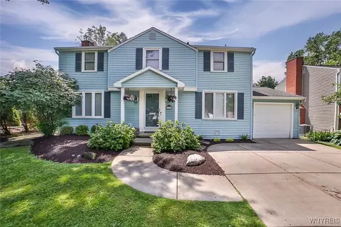 170 Sargent Dr, Amherst, NY 14226