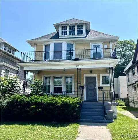 1002 Humboldt Pkwy, Buffalo, NY 14211