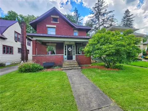 121 Broad St, Salamanca, NY 14779