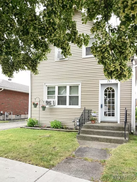191 Gates St, Buffalo, NY 14212