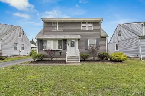 12 S Hedley St, Cheektowaga, NY 14206