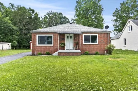 319 Rumbold Ave, North Tonawanda, NY 14120