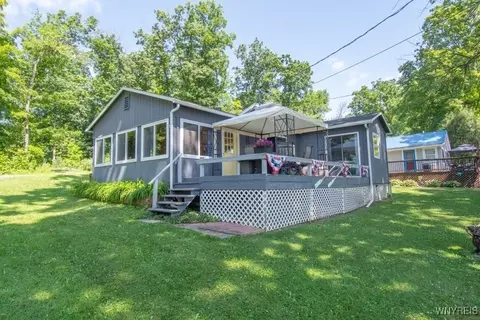 3995 Luther Rd, Silver Springs, NY 14550