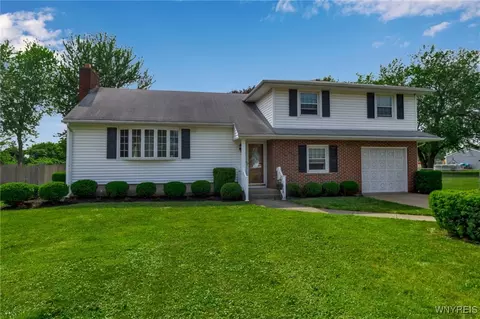 5916 Miller Rd, Niagara Falls, NY 14304