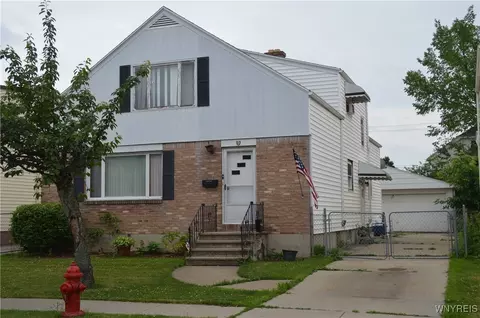 81 Elmhurst Pl, Buffalo, NY 14216