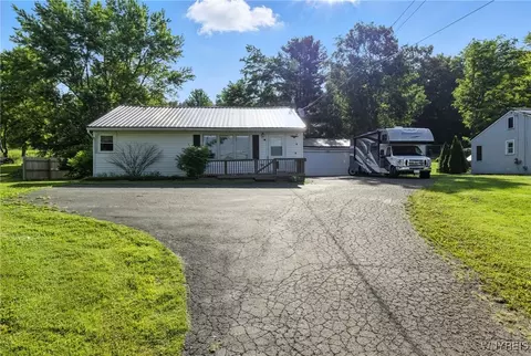 11583 Gowanda State Rd, North Collins, NY 14111