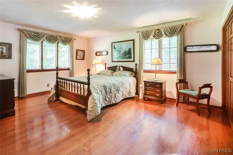 Bedroom - 2275 Hess Rd, Appleton, NY 14008 photo 1 of 3
