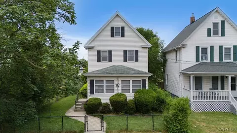 628 29th St, Niagara Falls, NY 14301