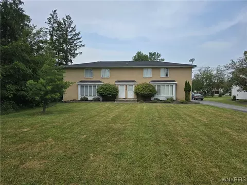 8390 Clarence Center Rd, Clarence Center, NY 14032