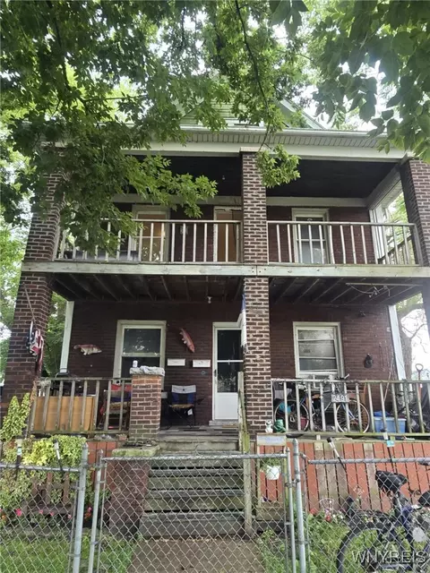 2491 Cudaback Ave, Niagara Falls, NY 14303