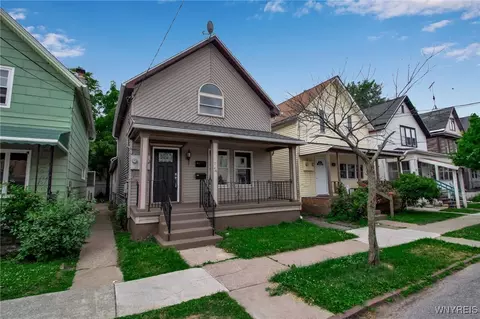 74 Bush St, Buffalo, NY 14207