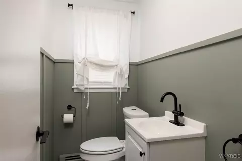 Bath - 68 Albert Dr, Lancaster, NY 14086 photo 1 of 2