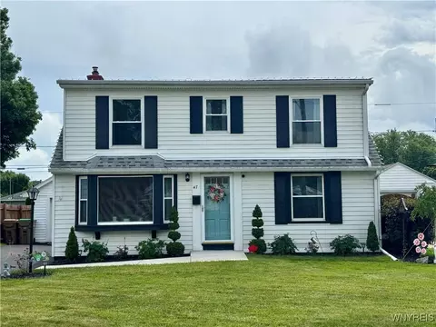 47 Yeager Dr, Cheektowaga, NY 14225