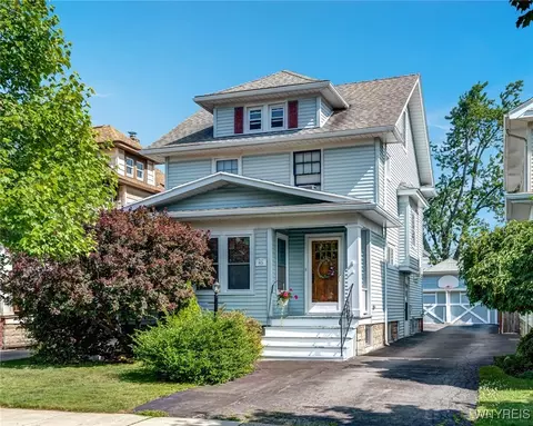 65 Westgate Rd, Kenmore, NY 14217