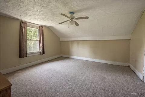 Bedroom - 4700 Lockport Rd, Pendleton, NY 14094 photo 4 of 12