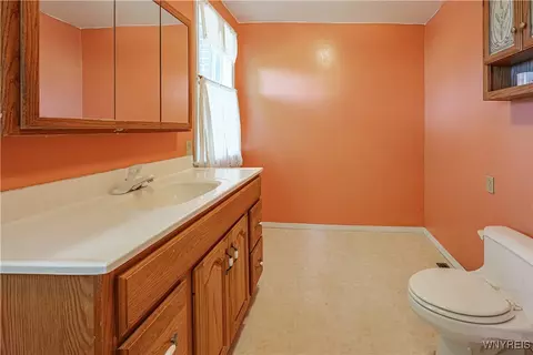 Bath - 4700 Lockport Rd, Pendleton, NY 14094 photo 2 of 3