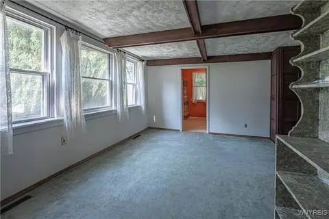 Bedroom - 4700 Lockport Rd, Pendleton, NY 14094 photo 1 of 12