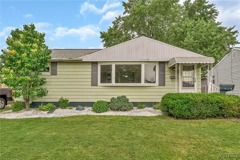 257 Oakridge Ave, Buffalo, NY 14217