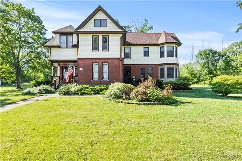 347 Lockport St, Porter, NY 14174