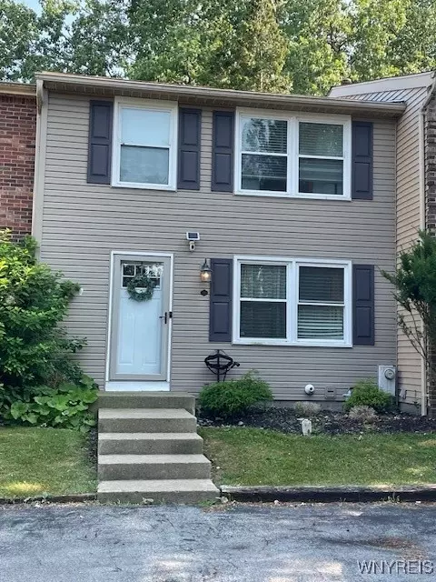 3 Apollo Dr, Amherst, NY 14228