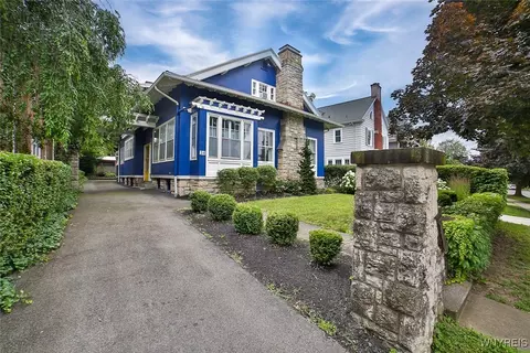 34 Jewett Pkwy, Buffalo, NY 14214