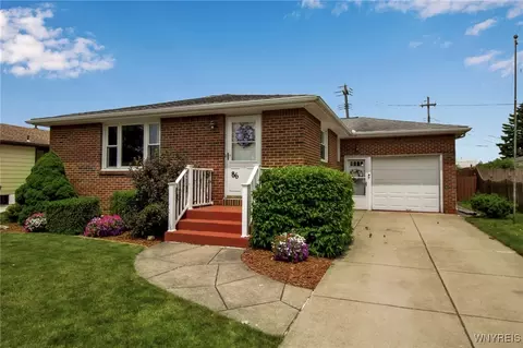 86 Mary Lou Ln, Depew, NY 14043