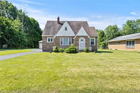 1419 Maple Rd, Amherst, NY 14221