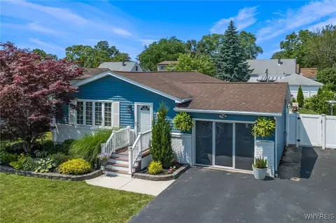 1416 99th St, Niagara Falls, NY 14304