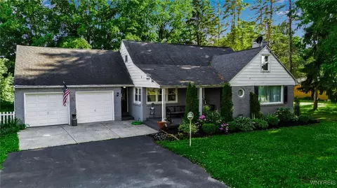 3410 Bullis Rd, Elma, NY 14059