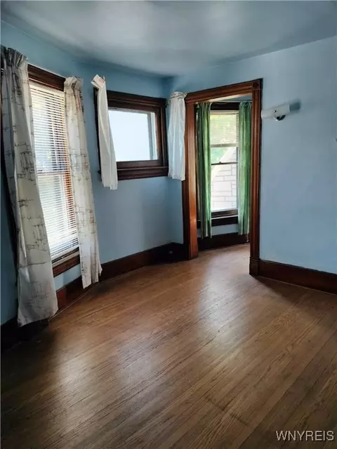 20 Chenango St, Buffalo, NY 14213 photo 15