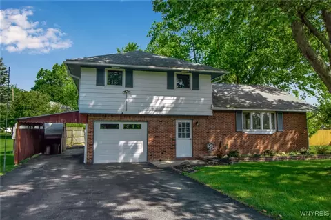 22 Eaglebrook Dr, Buffalo, NY 14224