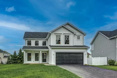 6451 Pincherry Way, Lake View, NY 14085