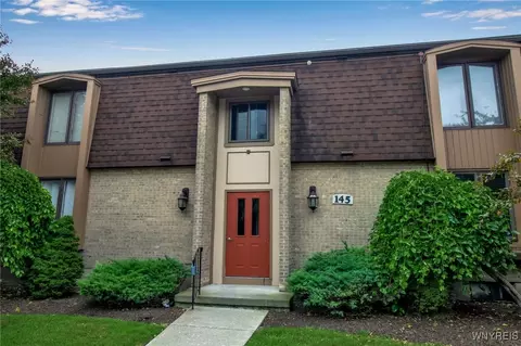 145 Charter Oaks Dr #2, Amherst, NY 14228