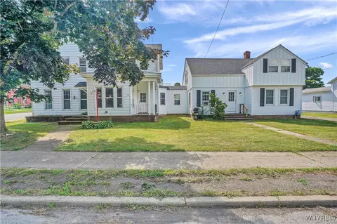 10470 Main St, North Collins, NY 14111