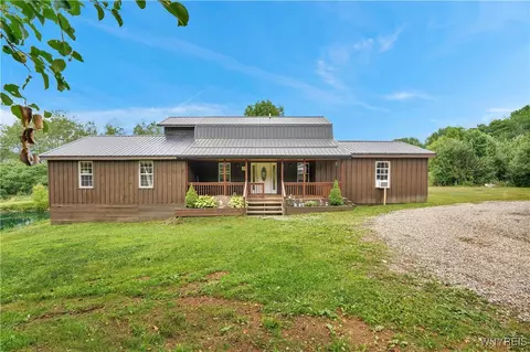 2890 Eagles Nest Rd, Delevan, NY 14042
