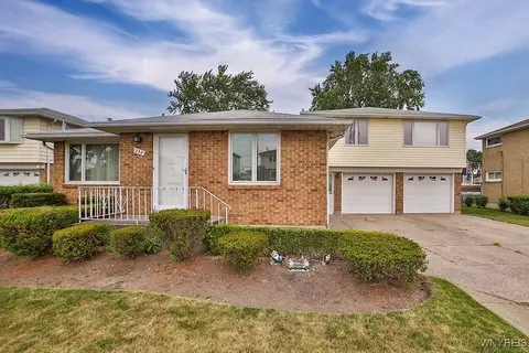 232 Joseph Dr, Tonawanda, NY 14150