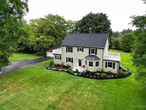 10448 Clarence Center Rd, Clarence, NY 14031