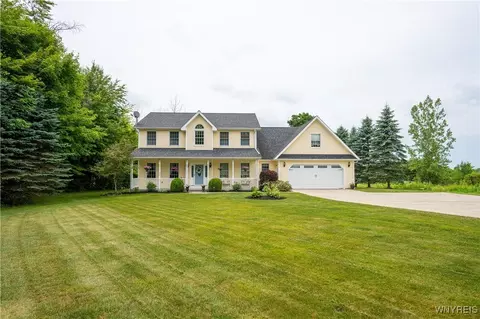 13573 Schang Rd, Wales, NY 14052