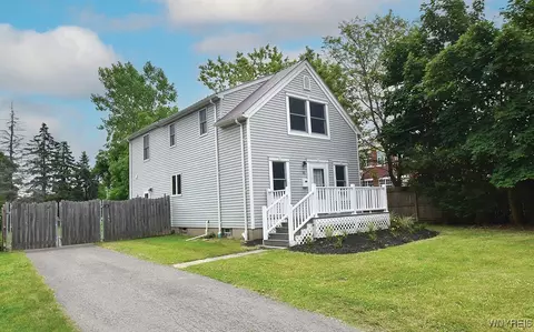 51 N Forest Rd, Amherst, NY 14221