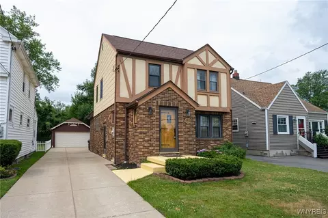 2912 Eggert Rd, Tonawanda, NY 14150