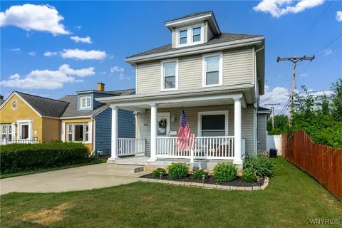 418 Delaware Rd, Buffalo, NY 14217
