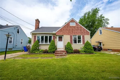 150 Collins Ave, West Seneca, NY 14224
