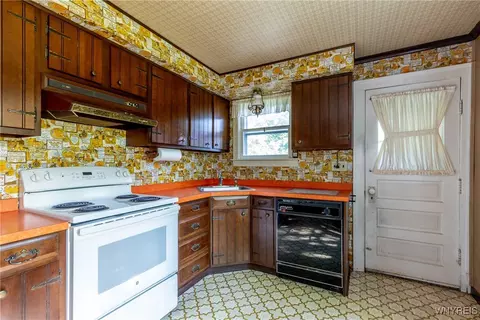 2458 Hess Rd, Appleton, NY 14008 photo 12