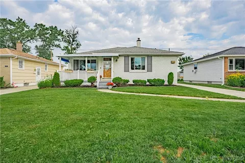 24 Ceil Dr, Cheektowaga, NY 14227