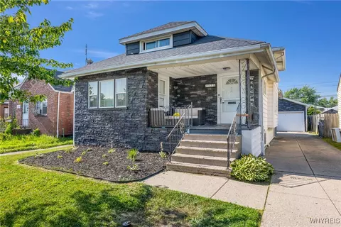 175 Tremont Ave, Kenmore, NY 14217