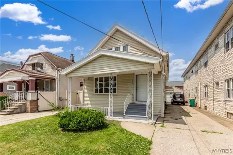 296 Parkridge Ave, Buffalo, NY 14215