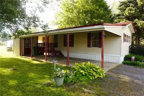 153 Kody Ln, Delevan, NY 14042
