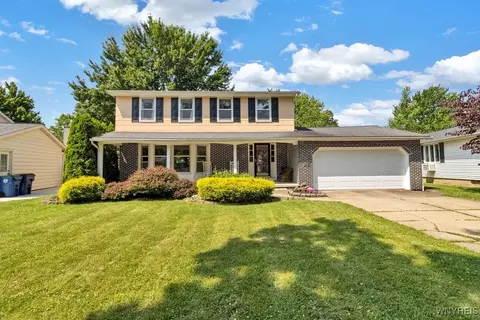 24 Rosewood Dr, Amherst, NY 14221
