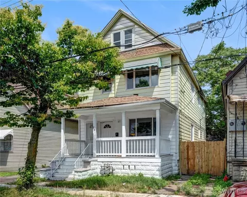 75 Schutrum St, Buffalo, NY 14212